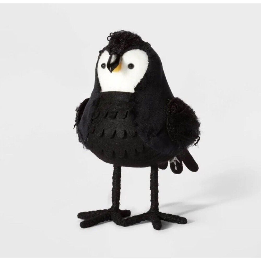 NEW Target Hyde & EEK 2023 Featherly Friends  Shadow Black Scarecrow Bird Retire
